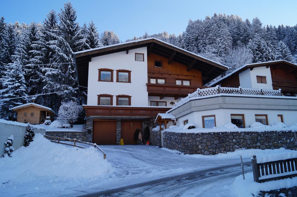 Ferienwohnungen Pfister Zell am Ziller Pokoj fotografie